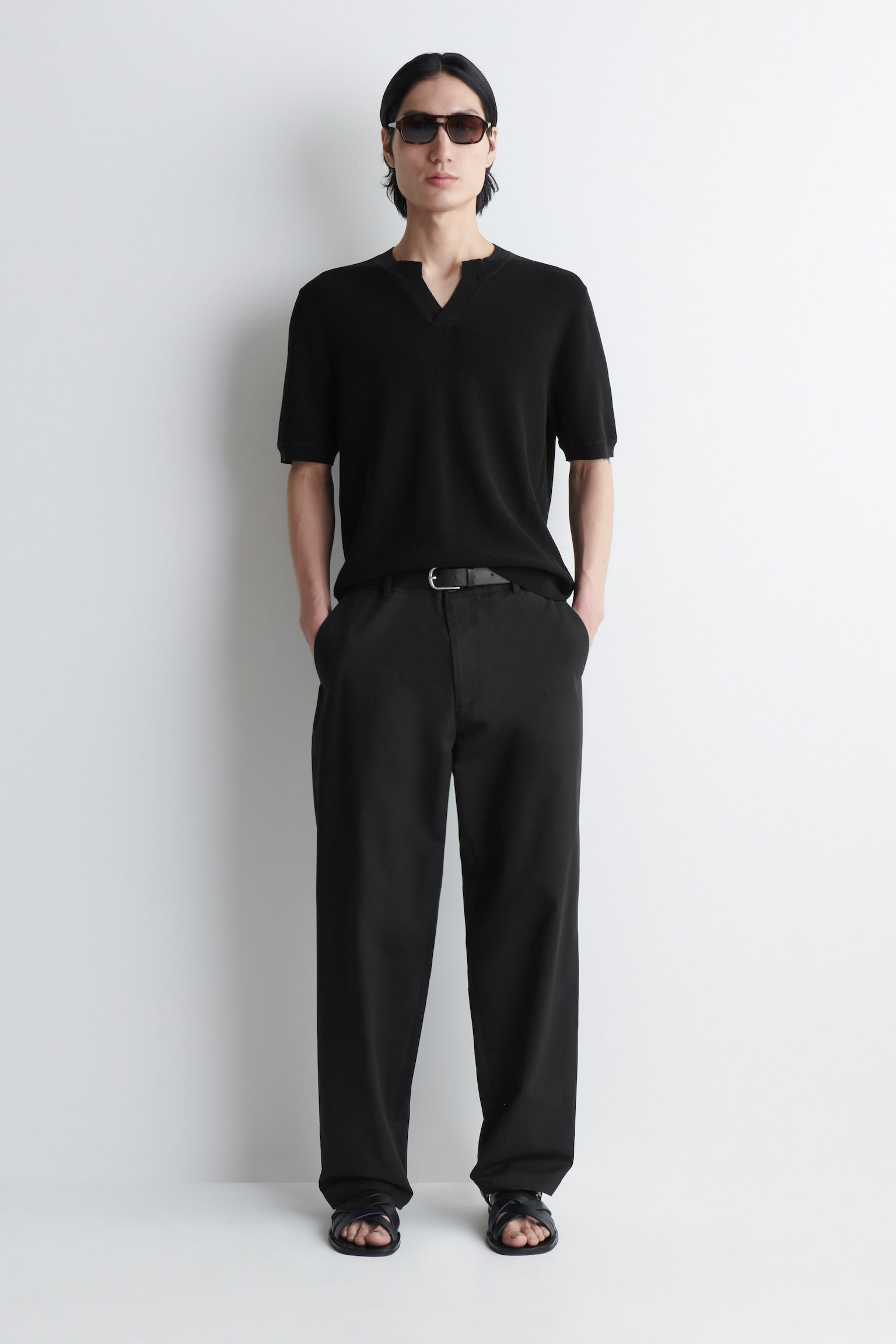 Black Split-Neck Knit T-Shirt — Men's Short Sleeve Open Collar Top