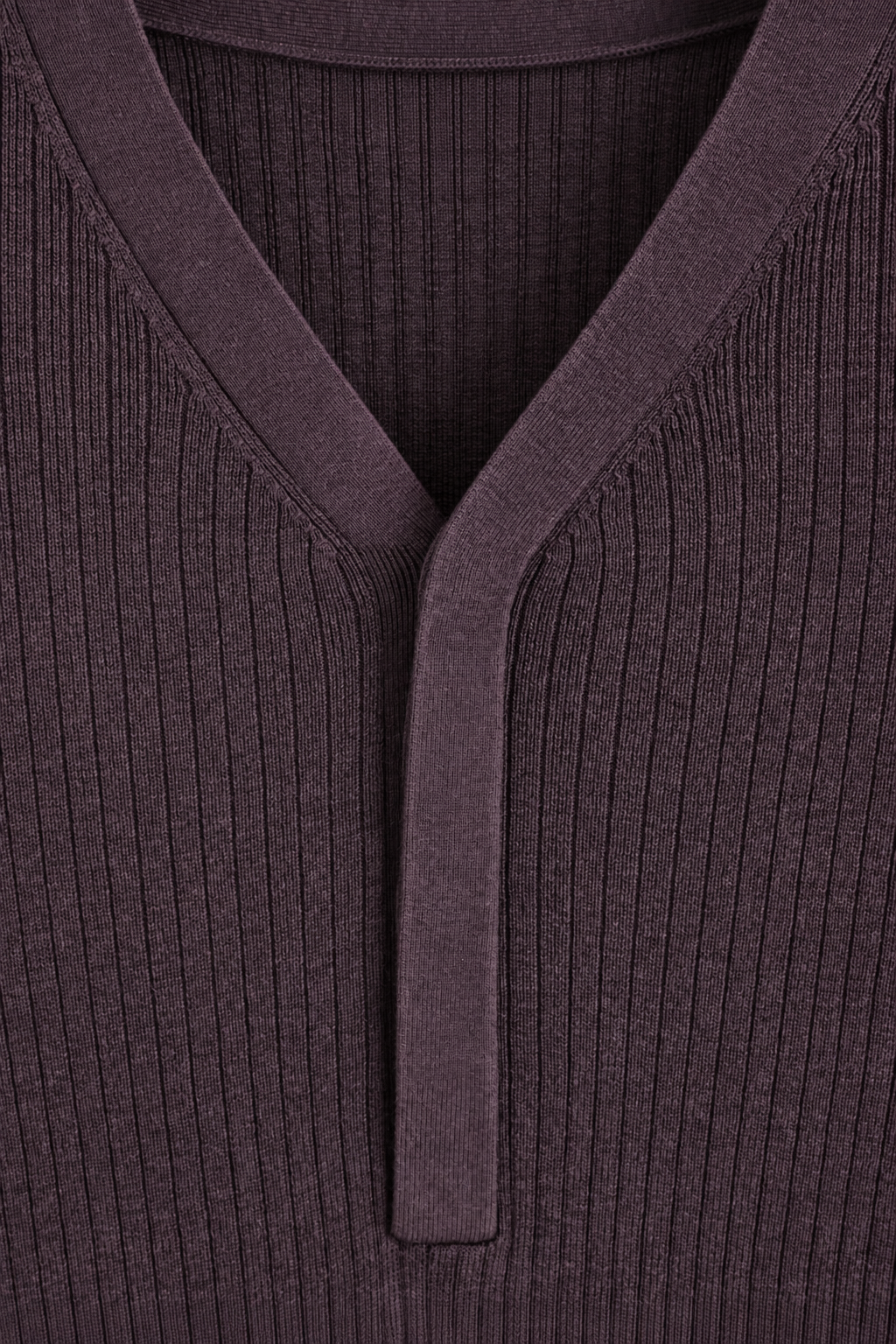 Plum Brown Ribbed Knit Henley — Men's Long Sleeve V-Placket Top