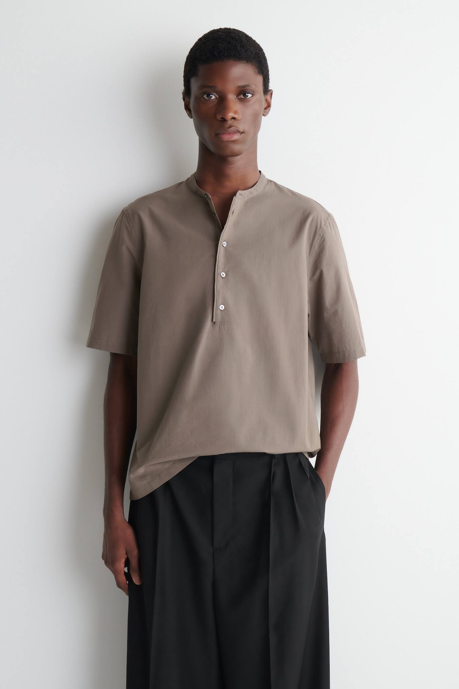 Taupe Brown Cotton Henley Shirt — Men's Short Sleeve Band Collar Top